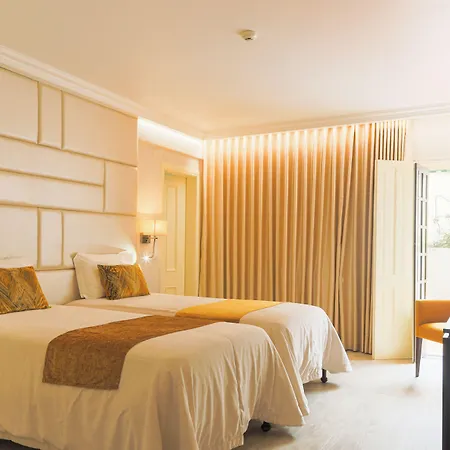 Josefa D'obidos Otel 4*