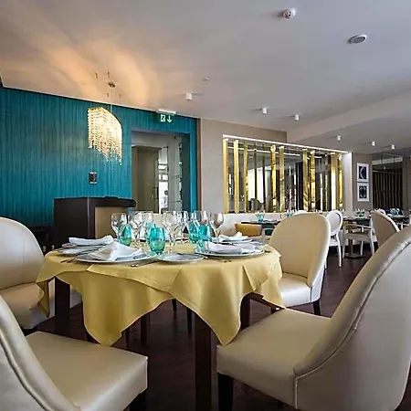 Josefa D'obidos 호텔 4*