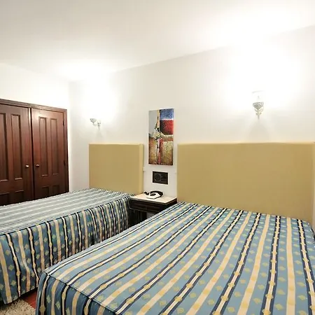 Hotell Josefa D'obidos 4*