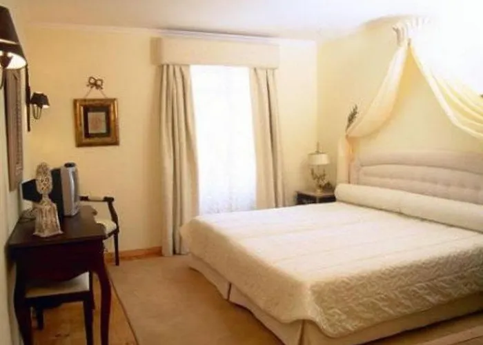 Hotel Josefa D'obidos 4*