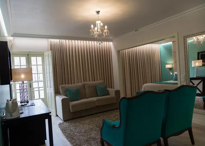 Josefa D'obidos מלון 4*